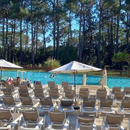 T2 Ocean Piscine Golf Lacanau