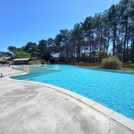 T2 Ocean Piscine Golf Apartment *