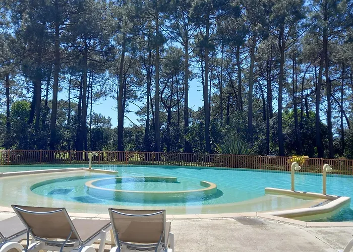 T2 Ocean Piscine Golf Apartament