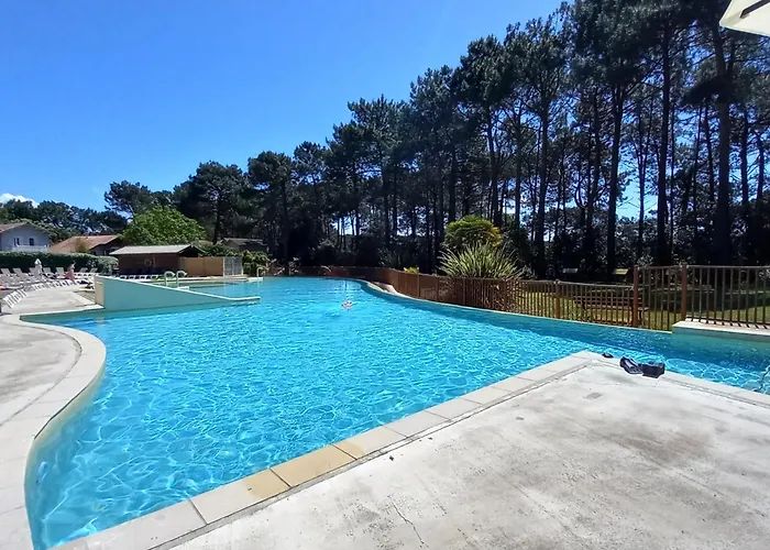 T2 Ocean Piscine Golf * Lacanau